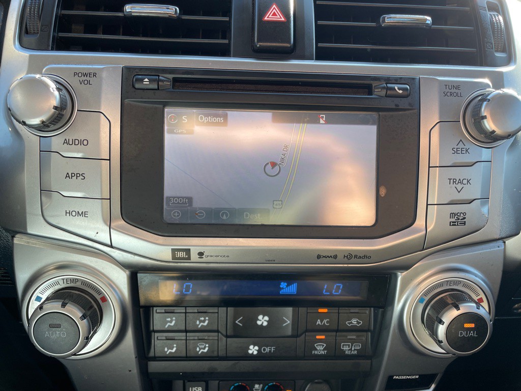 2019 Toyota 4Runner Image 17