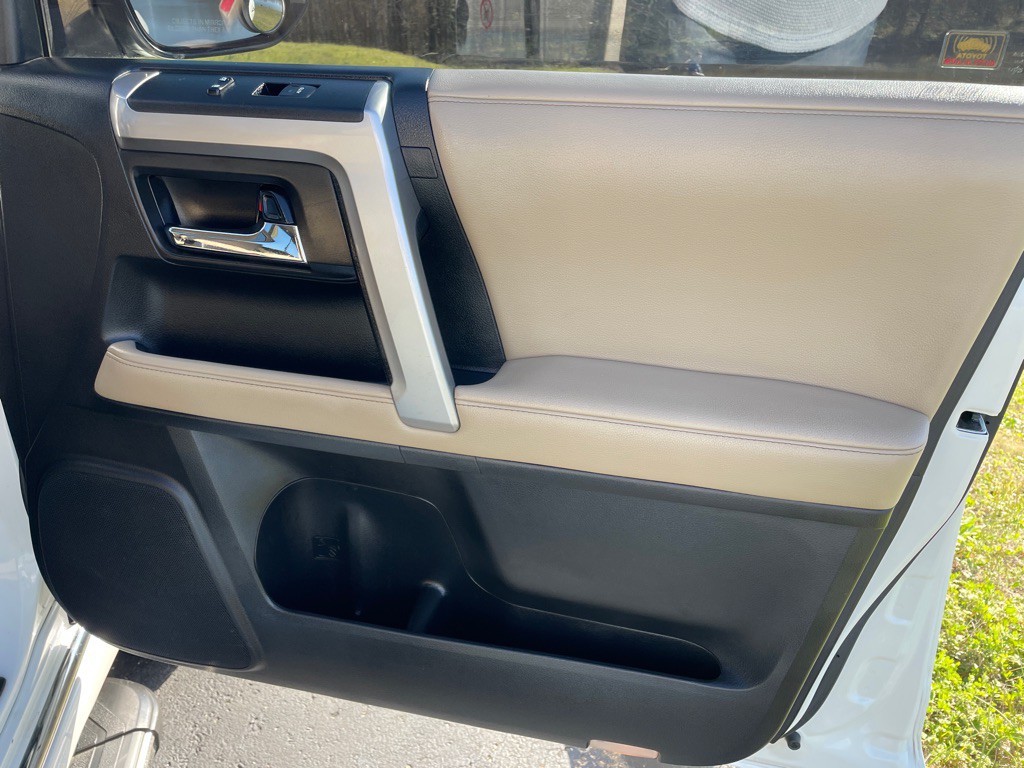 2019 Toyota 4Runner Image 41