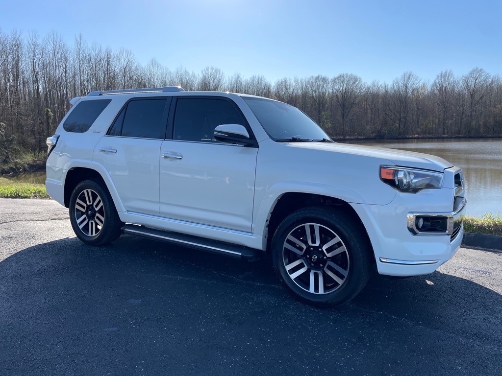 2019 Toyota 4Runner Image 43