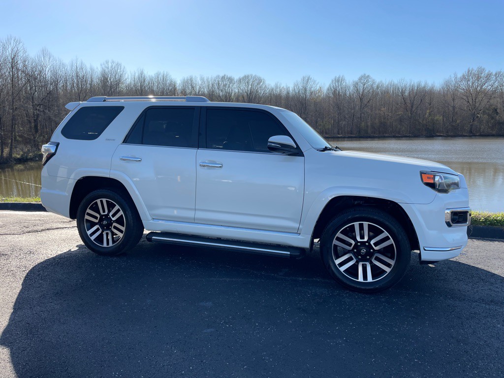 2019 Toyota 4Runner Image 44