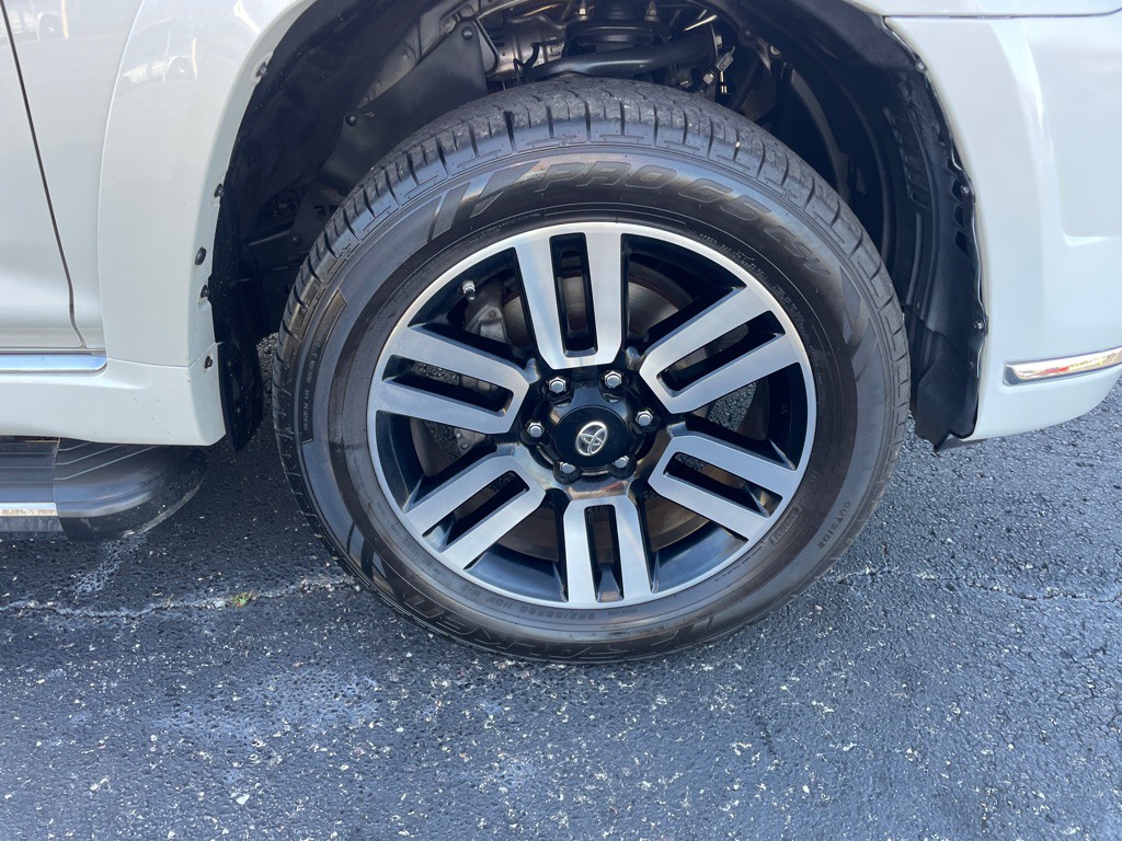 2019 Toyota 4Runner Image 52