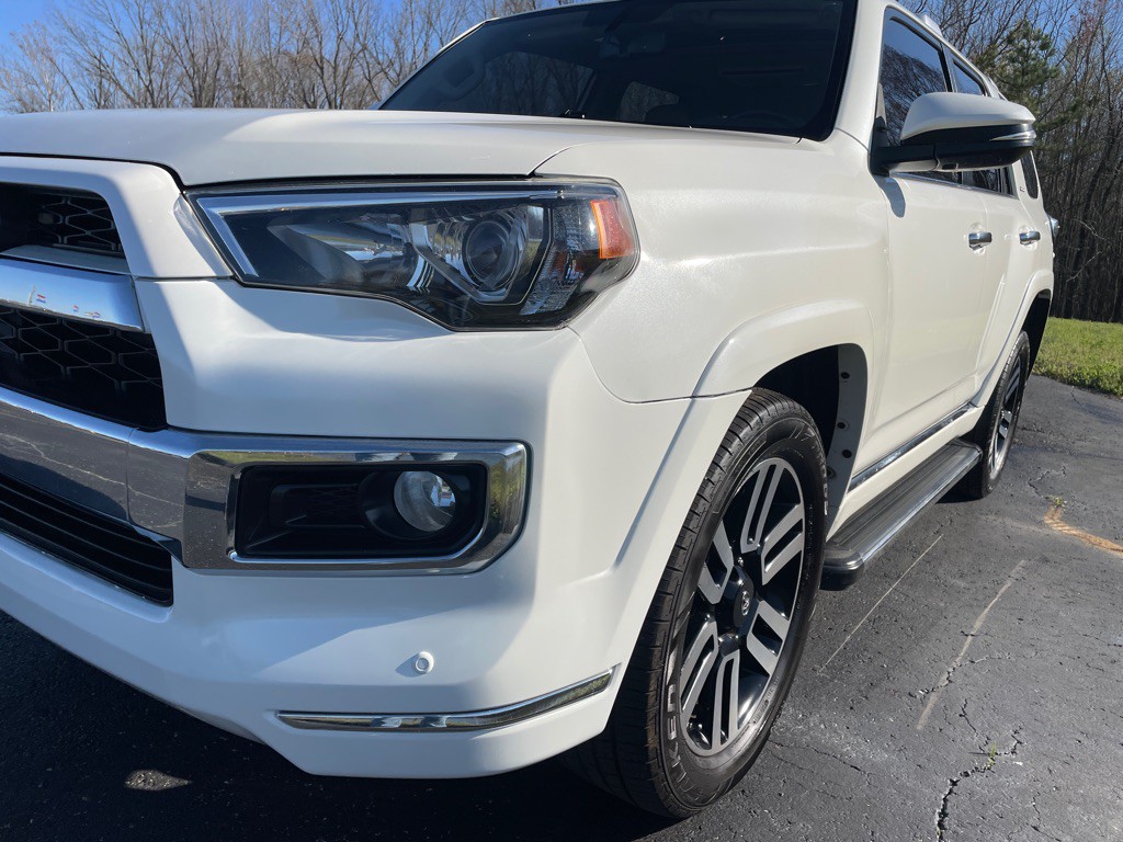 2019 Toyota 4Runner Image 54