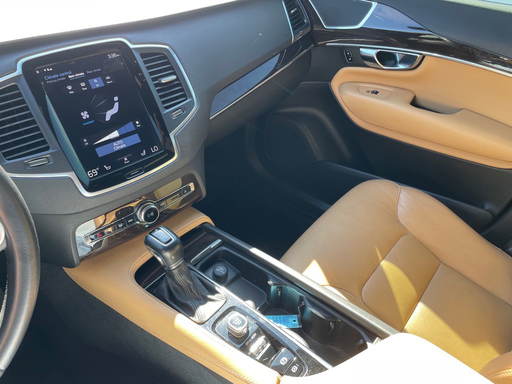 2019 Volvo XC90 Image 15