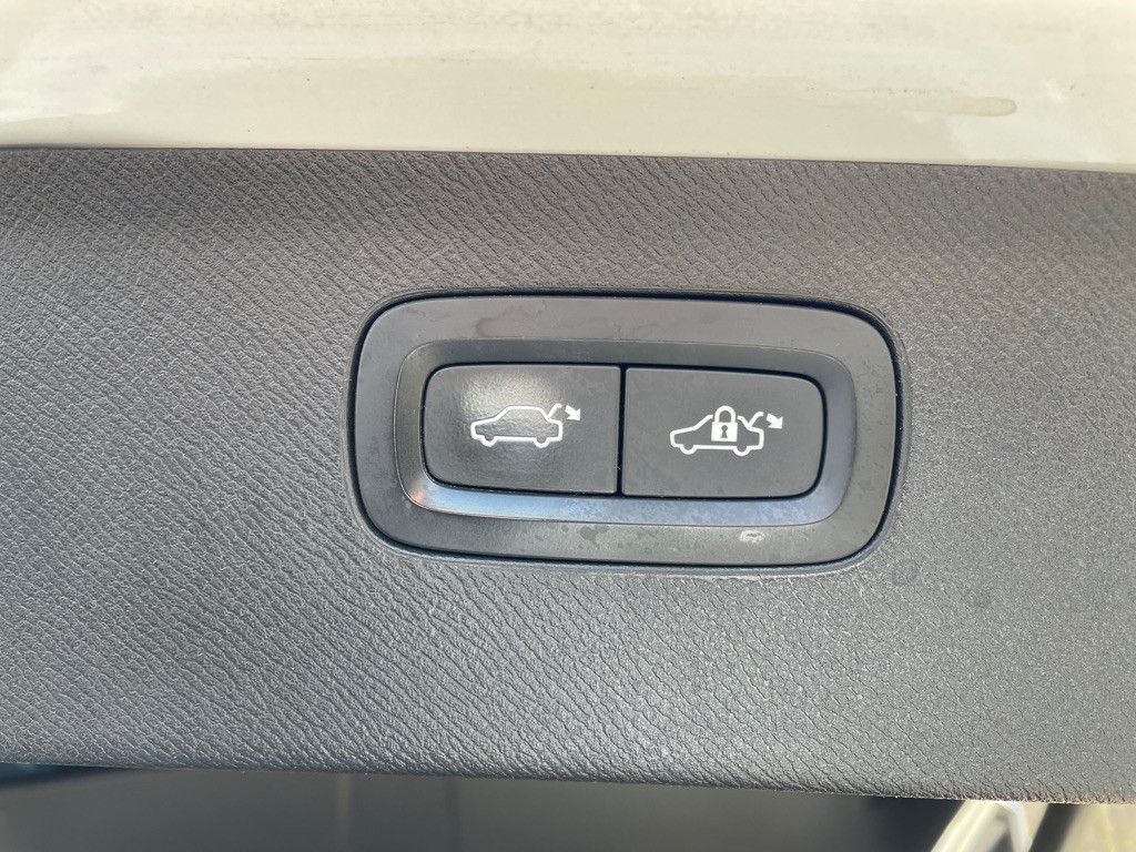 2019 Volvo XC90 Image 27