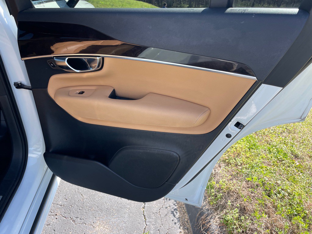 2019 Volvo XC90 Image 29