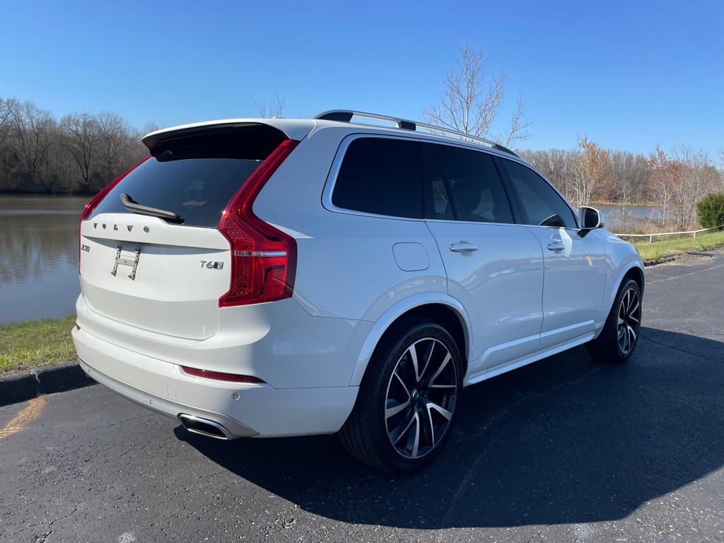 2019 Volvo XC90 Image 38