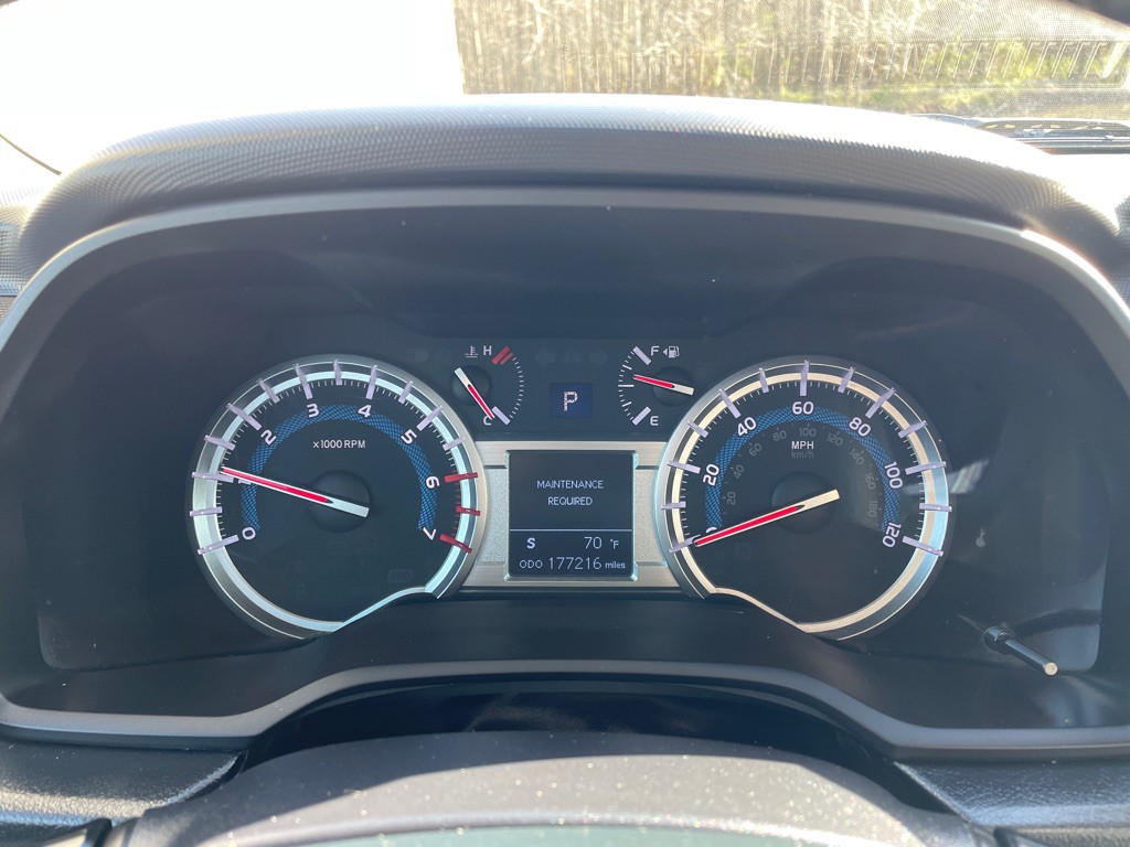 2014 Toyota 4Runner Image 11