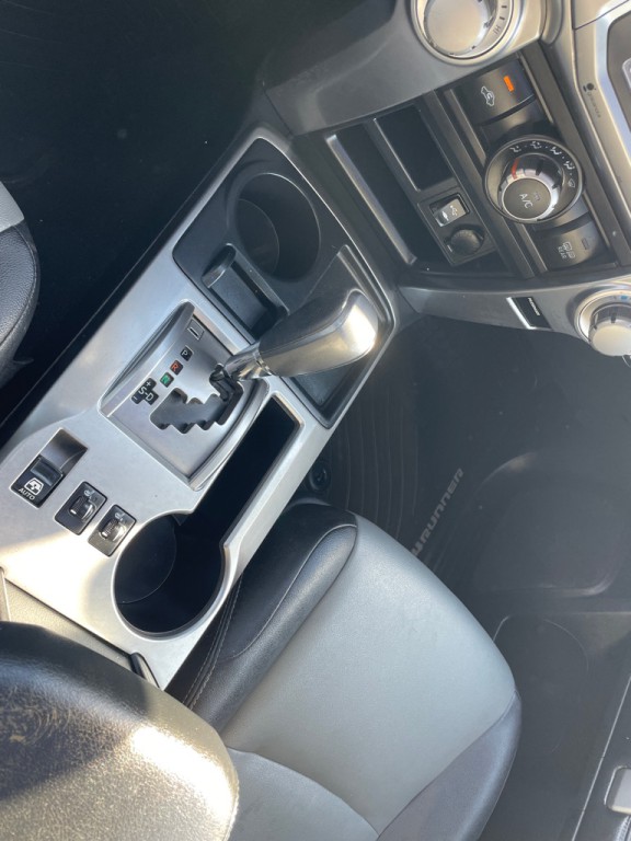 2014 Toyota 4Runner Image 14