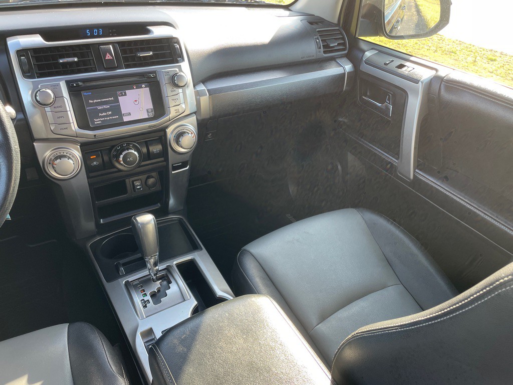 2014 Toyota 4Runner Image 20