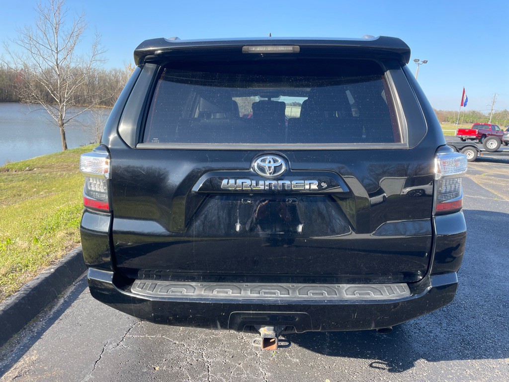 2014 Toyota 4Runner Image 32