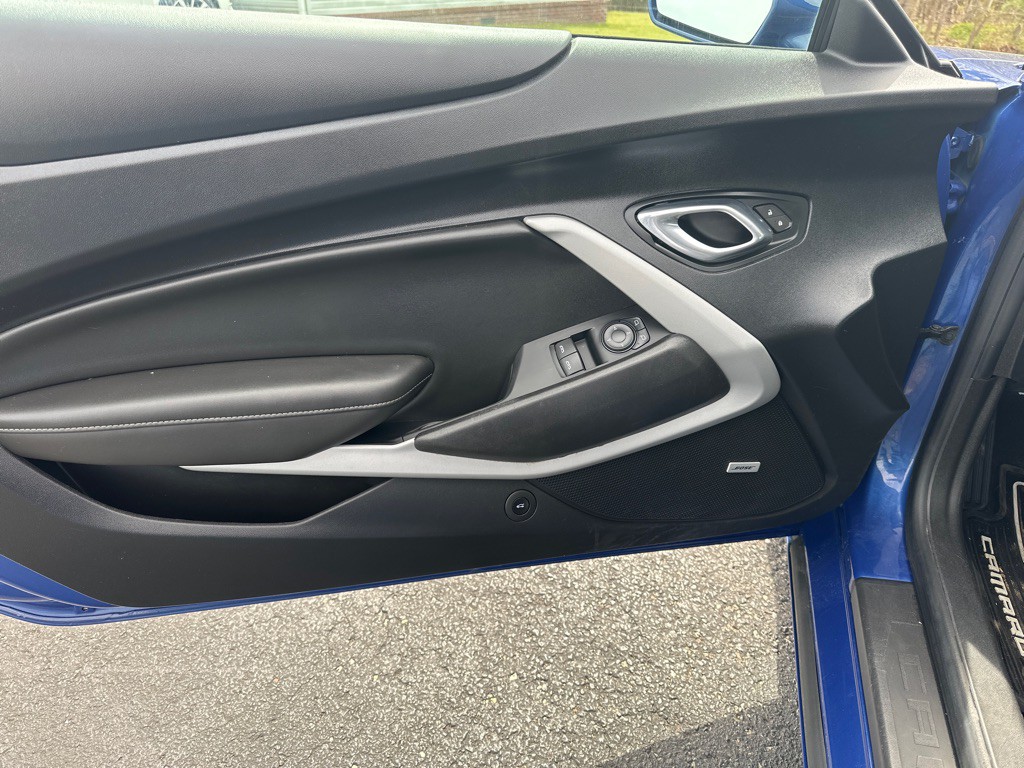 2021 Chevrolet Camaro Image 9