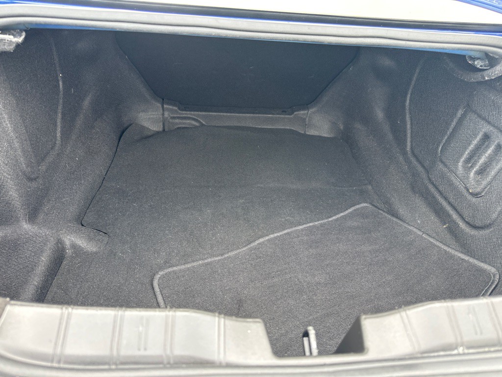 2021 Chevrolet Camaro Image 19