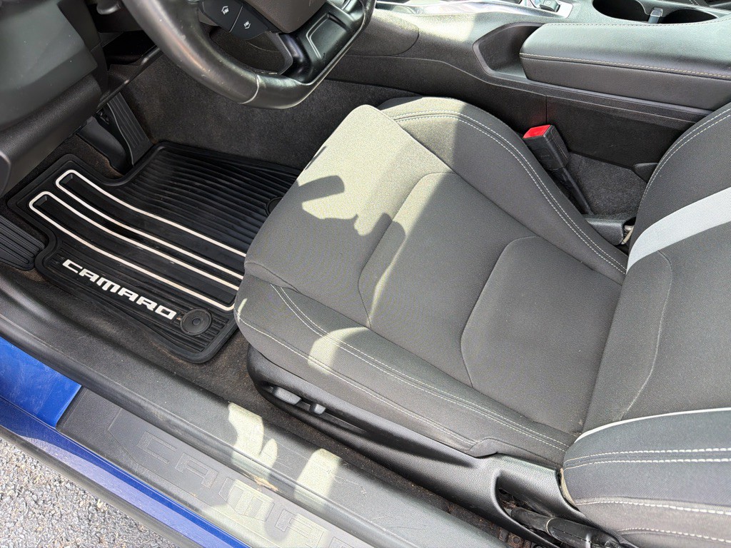 2021 Chevrolet Camaro Image 11