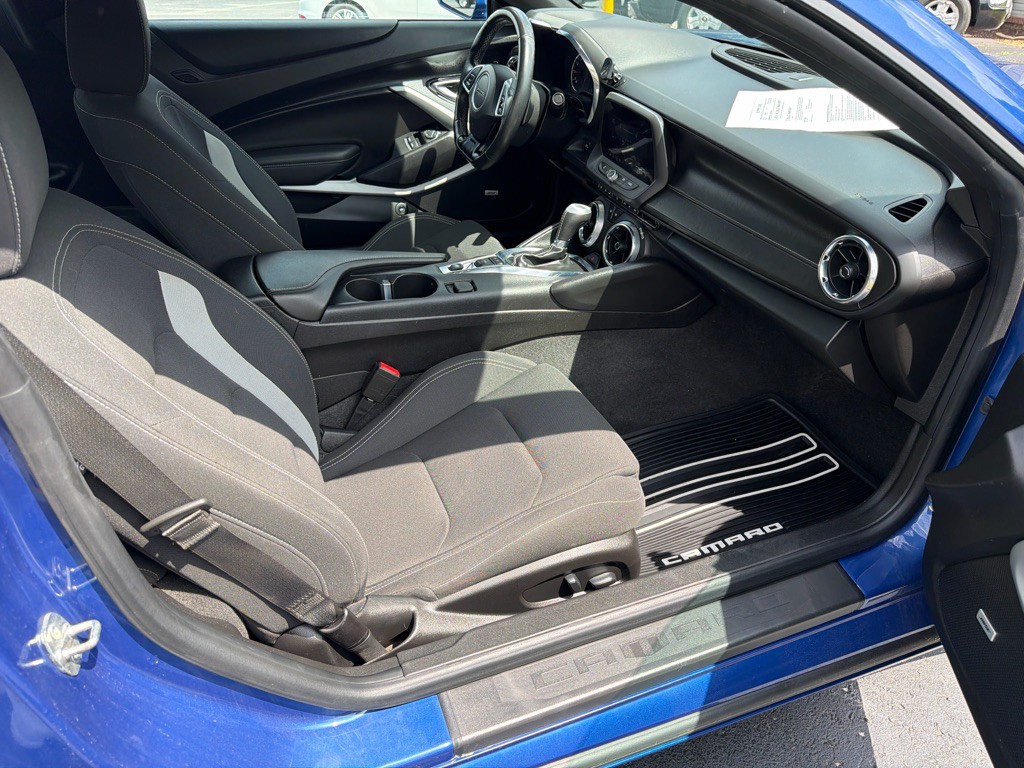 2021 Chevrolet Camaro Image 28
