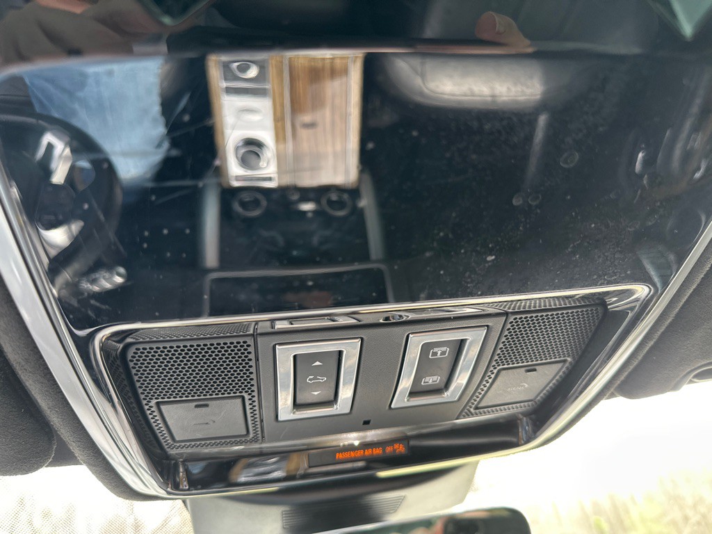 2018 Land Rover Range Rover Image 18