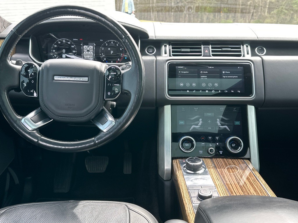2018 Land Rover Range Rover Image 21