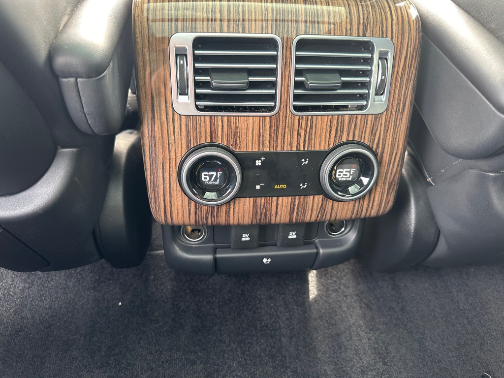 2018 Land Rover Range Rover Image 23