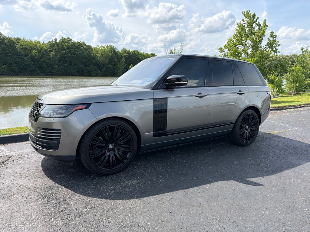 2018 Land Rover Range Rover Image 2