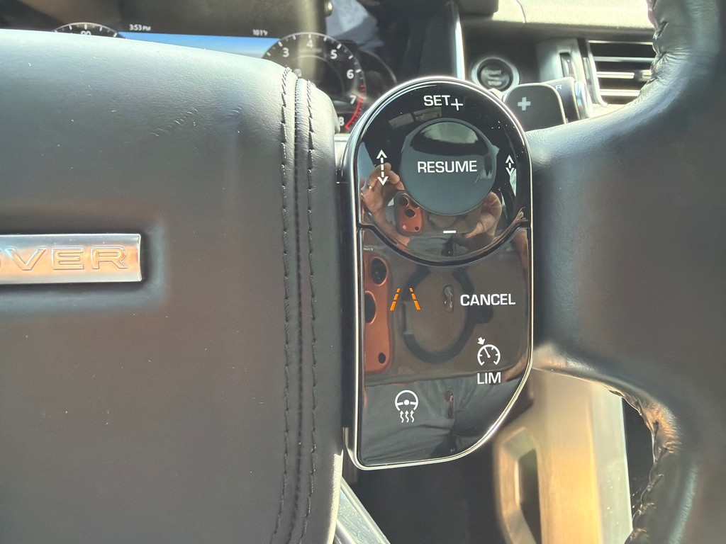 2018 Land Rover Range Rover Image 19