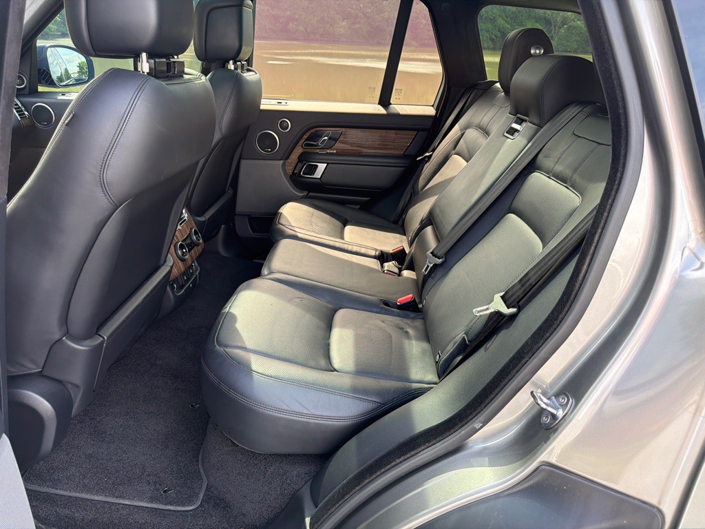 2018 Land Rover Range Rover Image 26