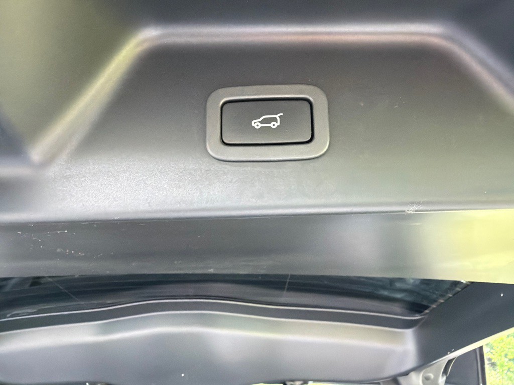 2018 Land Rover Range Rover Image 43