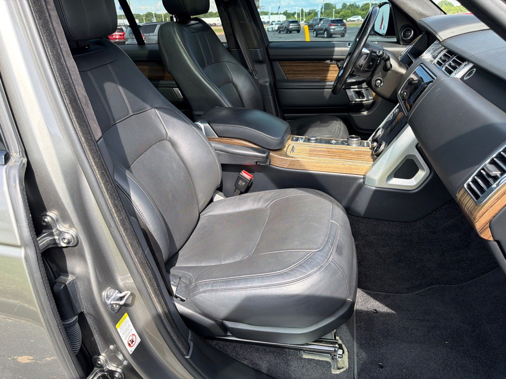 2018 Land Rover Range Rover Image 48
