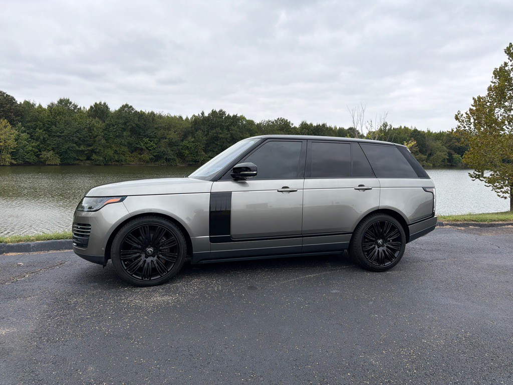 2018 Land Rover Range Rover Image 3
