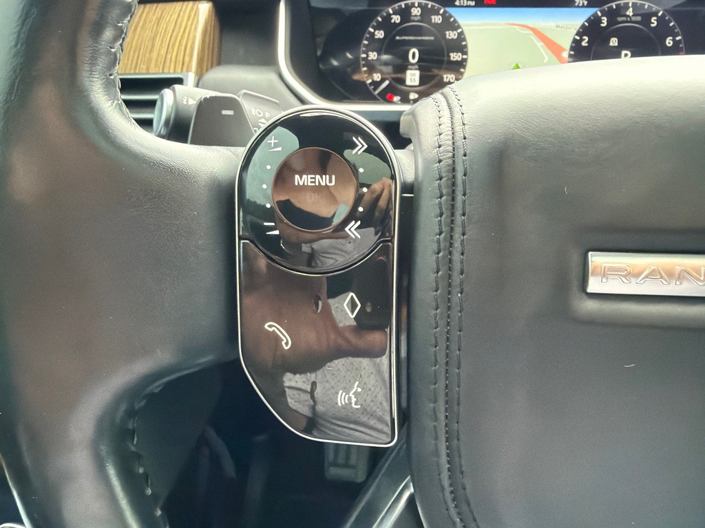 2018 Land Rover Range Rover Image 39