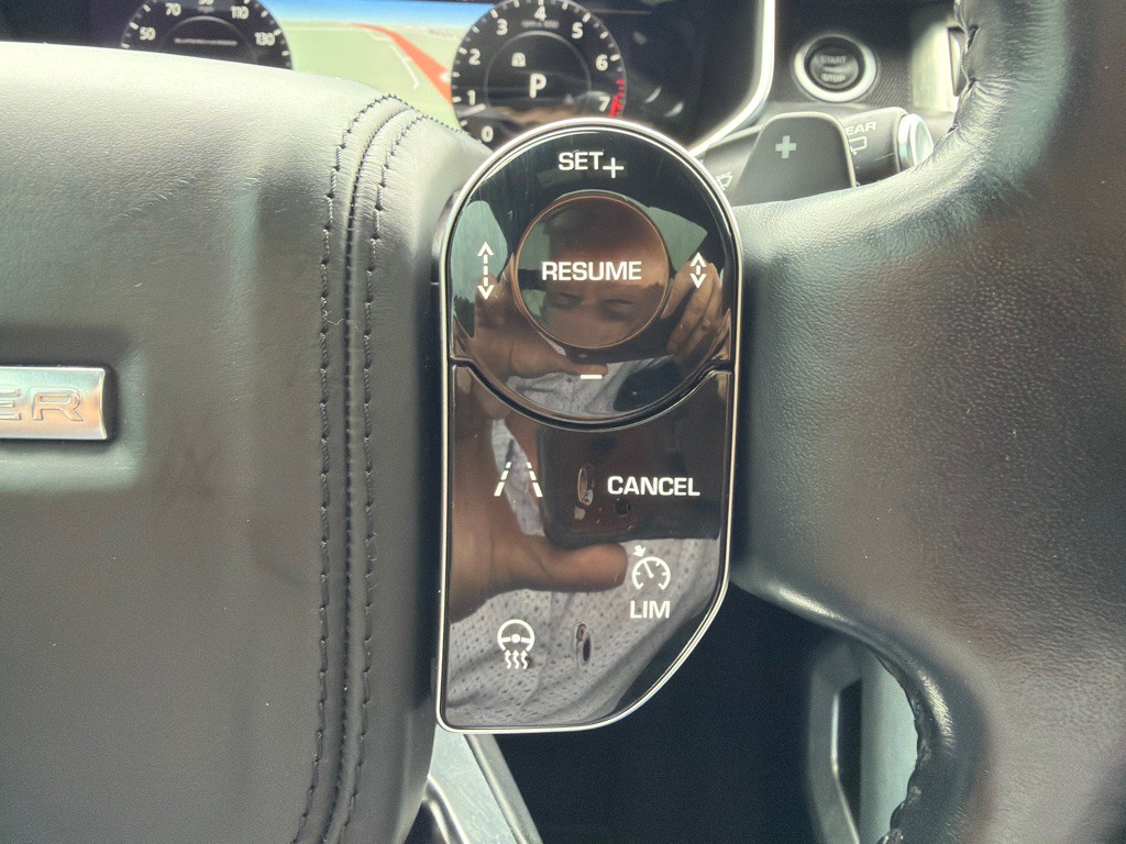 2018 Land Rover Range Rover Image 40