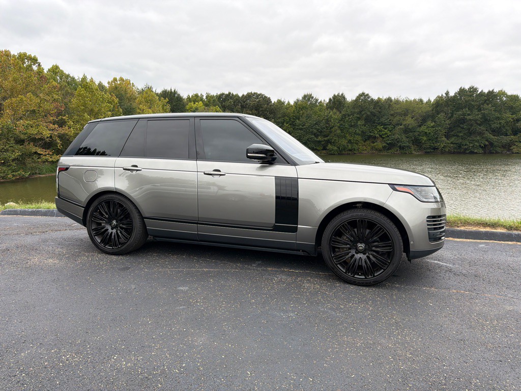 2018 Land Rover Range Rover Image 44