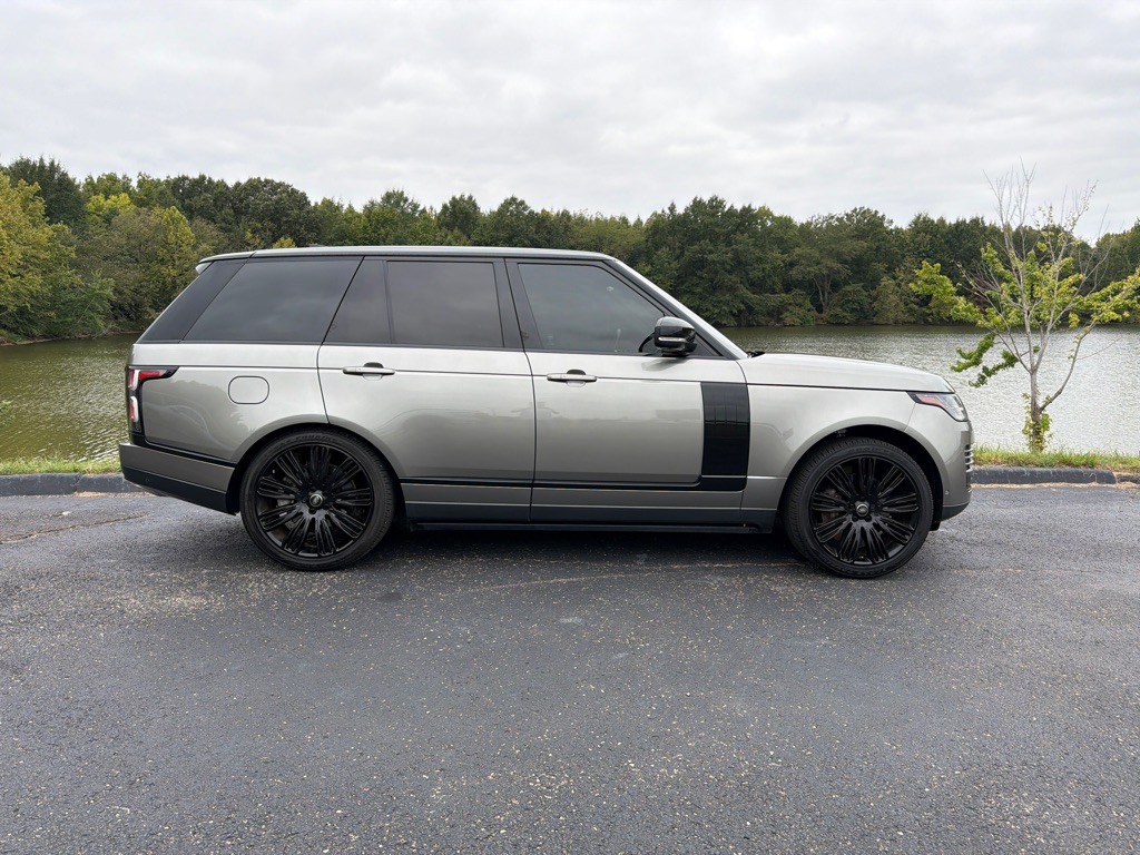 2018 Land Rover Range Rover Image 45