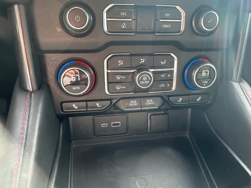 2022 Chevrolet Tahoe Image 18