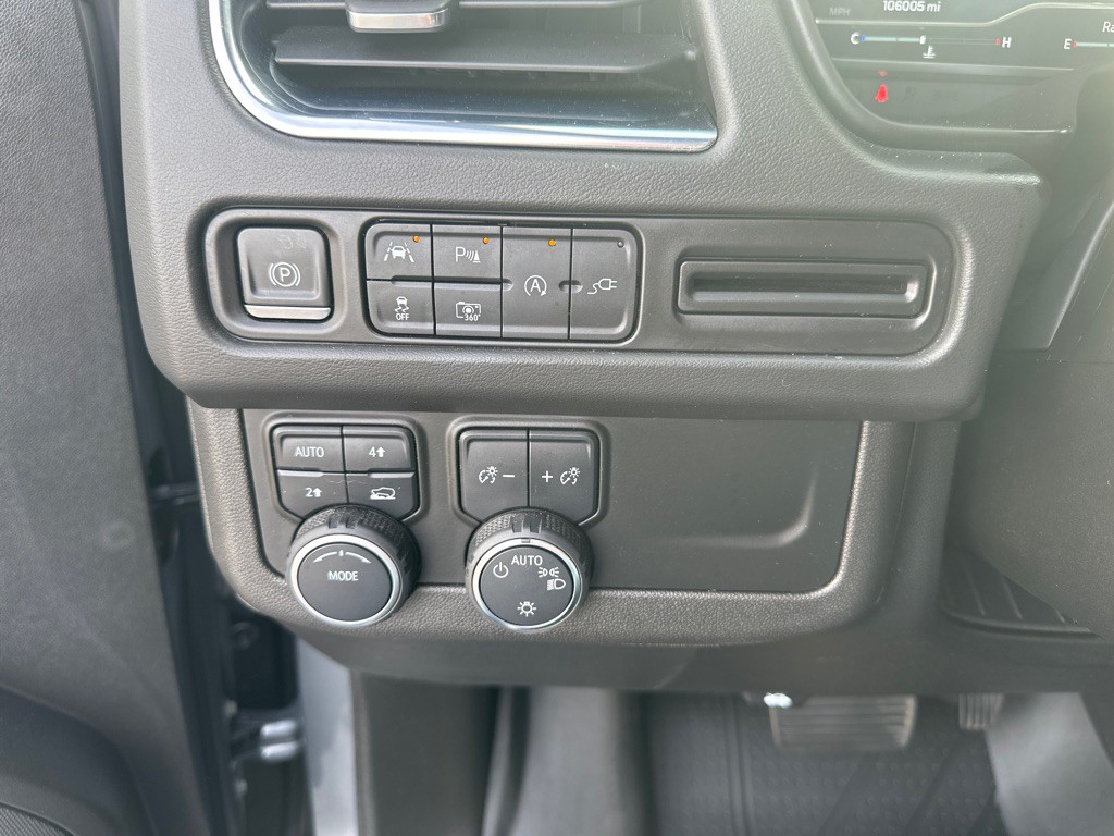 2022 Chevrolet Tahoe Image 21