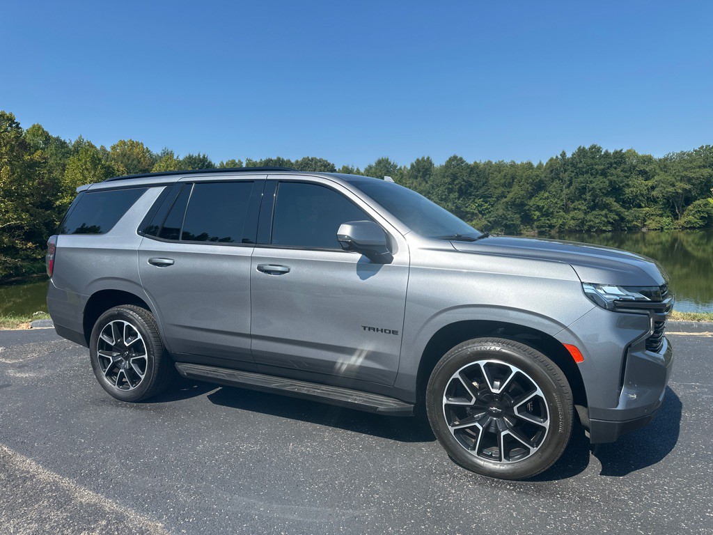 2022 Chevrolet Tahoe Image 2