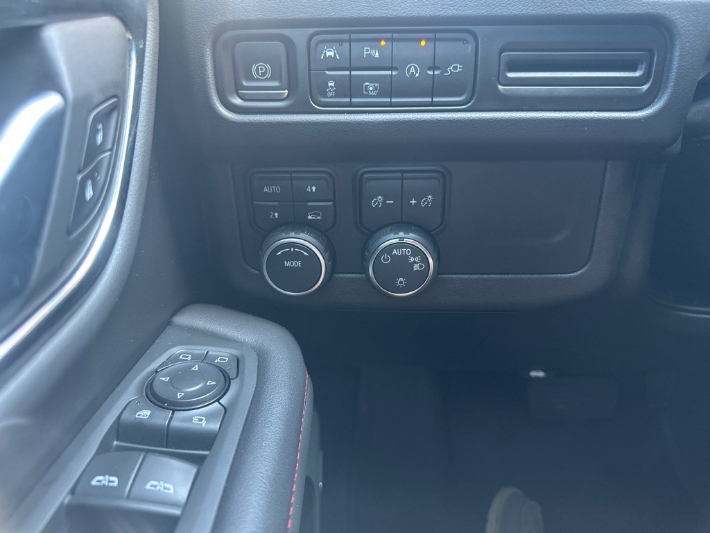 2022 Chevrolet Tahoe Image 12