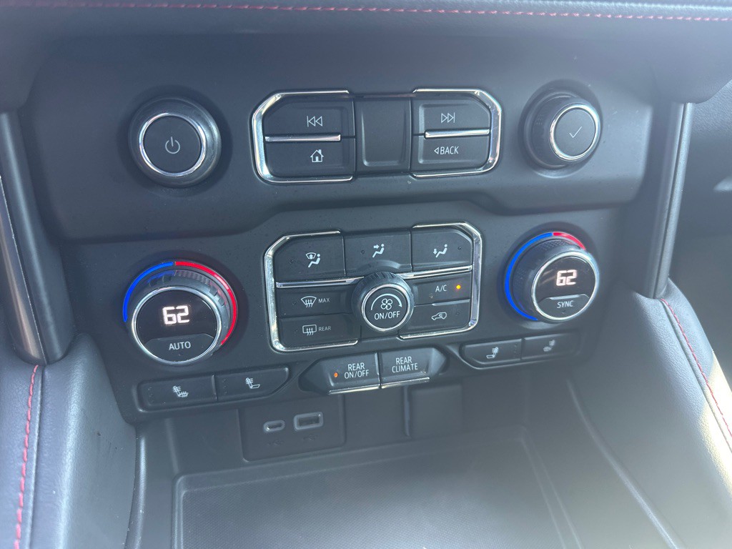 2022 Chevrolet Tahoe Image 13