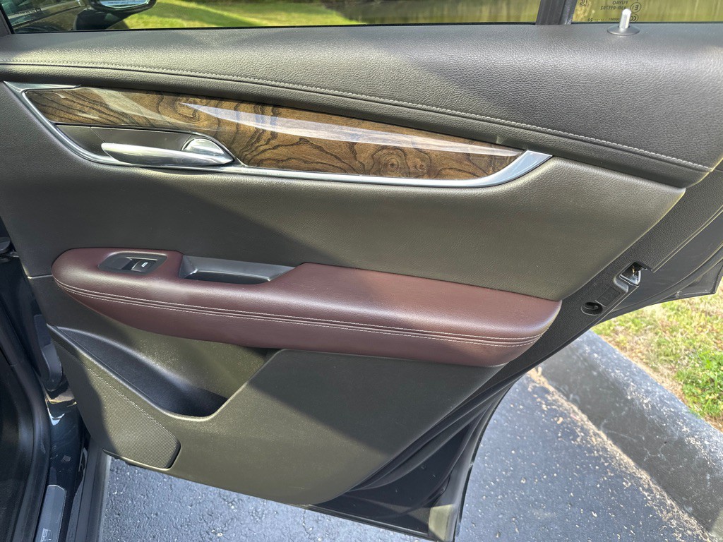 2021 Cadillac XT6 Image 35