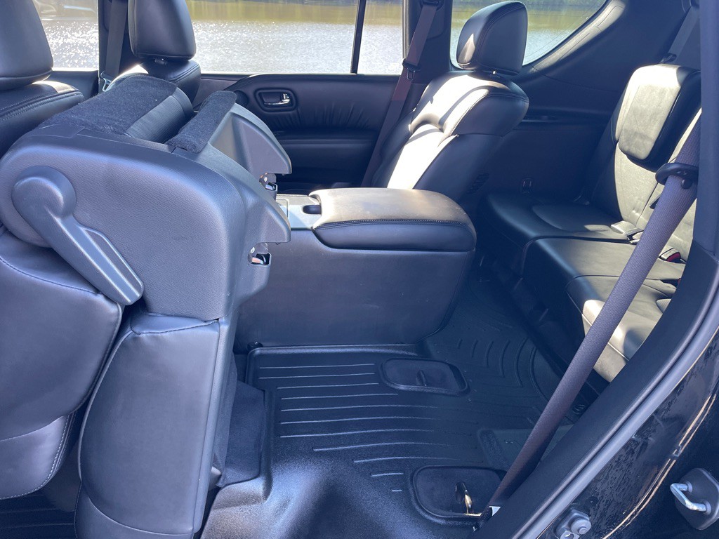 2021 Nissan Armada Image 25