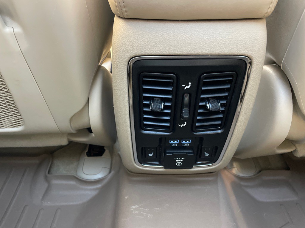 2015 Jeep Grand Cherokee Image 21