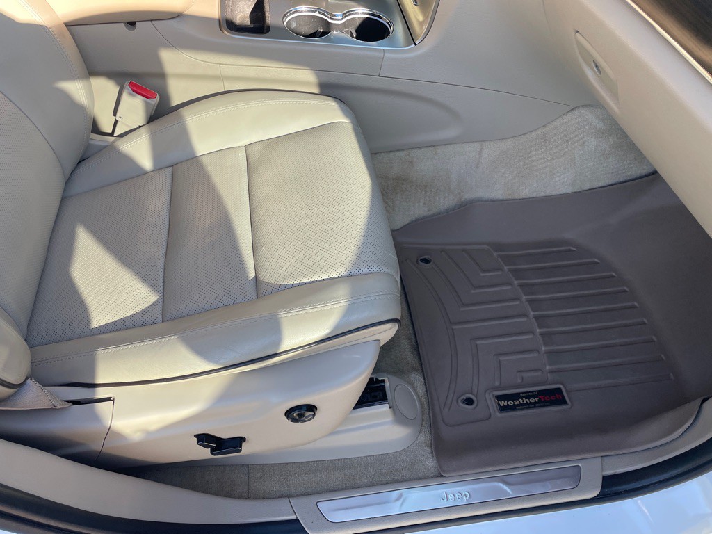 2015 Jeep Grand Cherokee Image 31