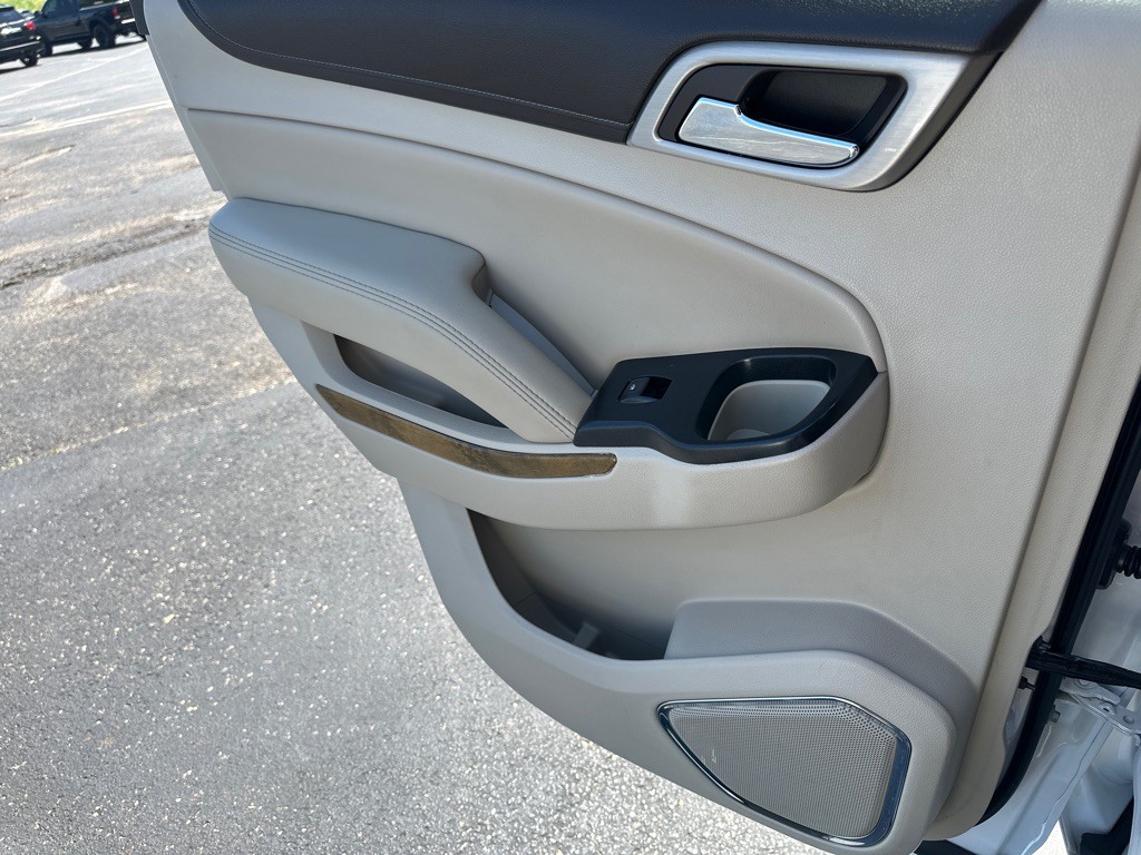 2017 GMC Yukon Image 28