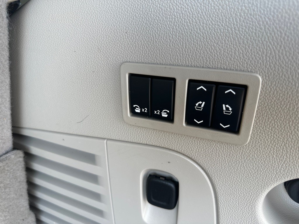 2017 GMC Yukon Image 30