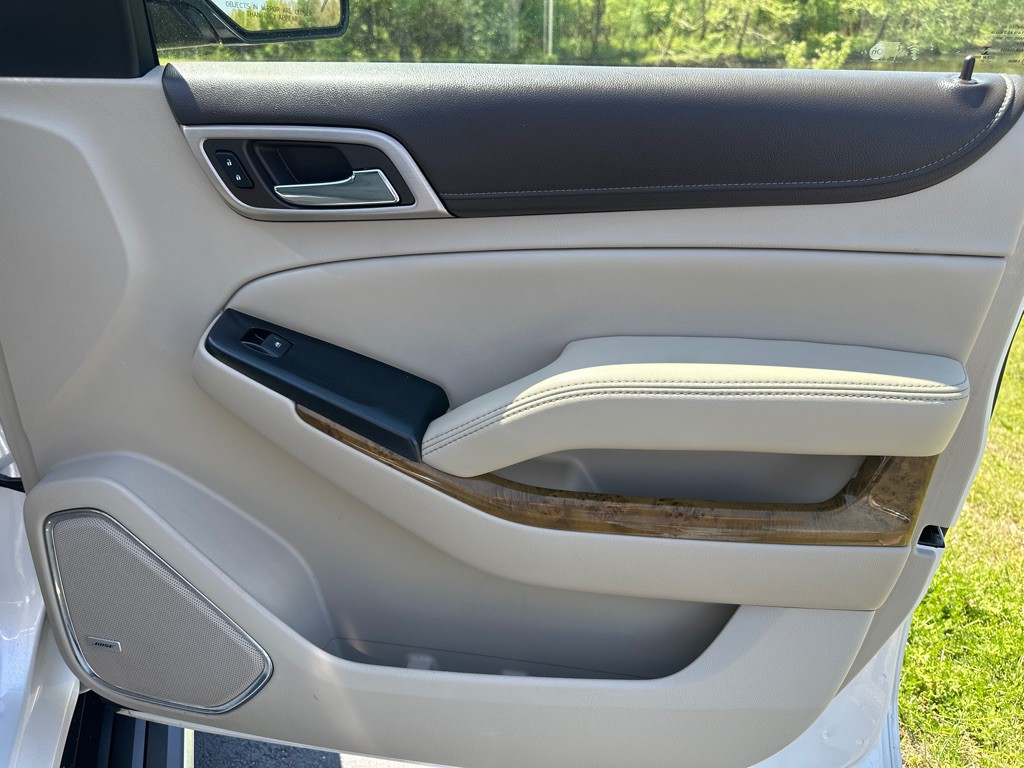 2017 GMC Yukon Image 37