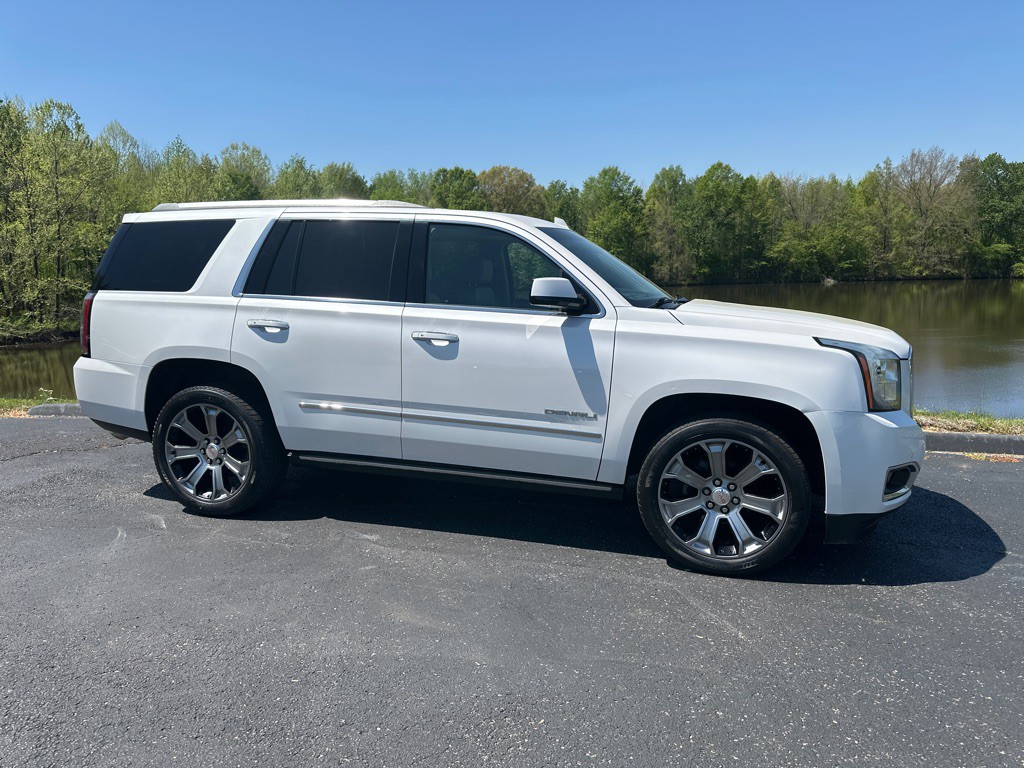 2017 GMC Yukon Image 40