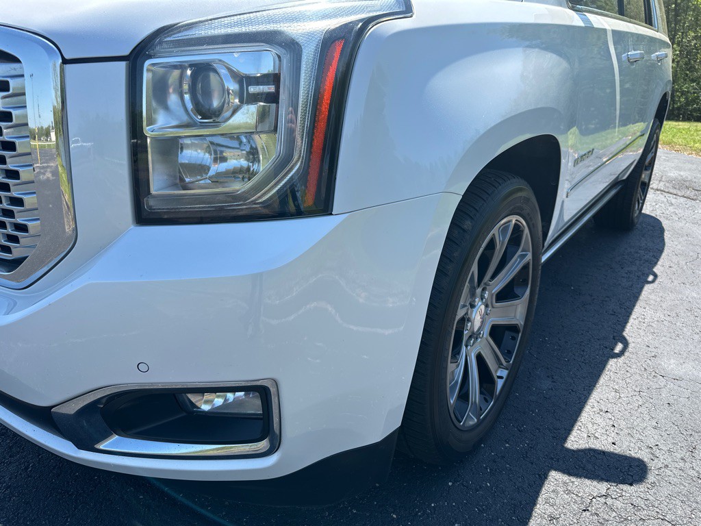2017 GMC Yukon Image 50