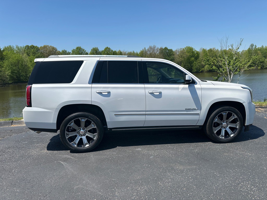 2017 GMC Yukon Image 56