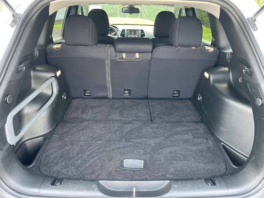 2017 Jeep Cherokee Image 22