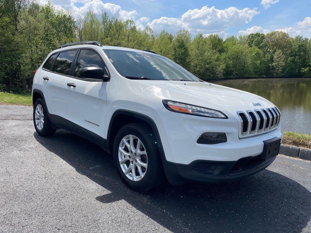 2017 Jeep Cherokee Image 28