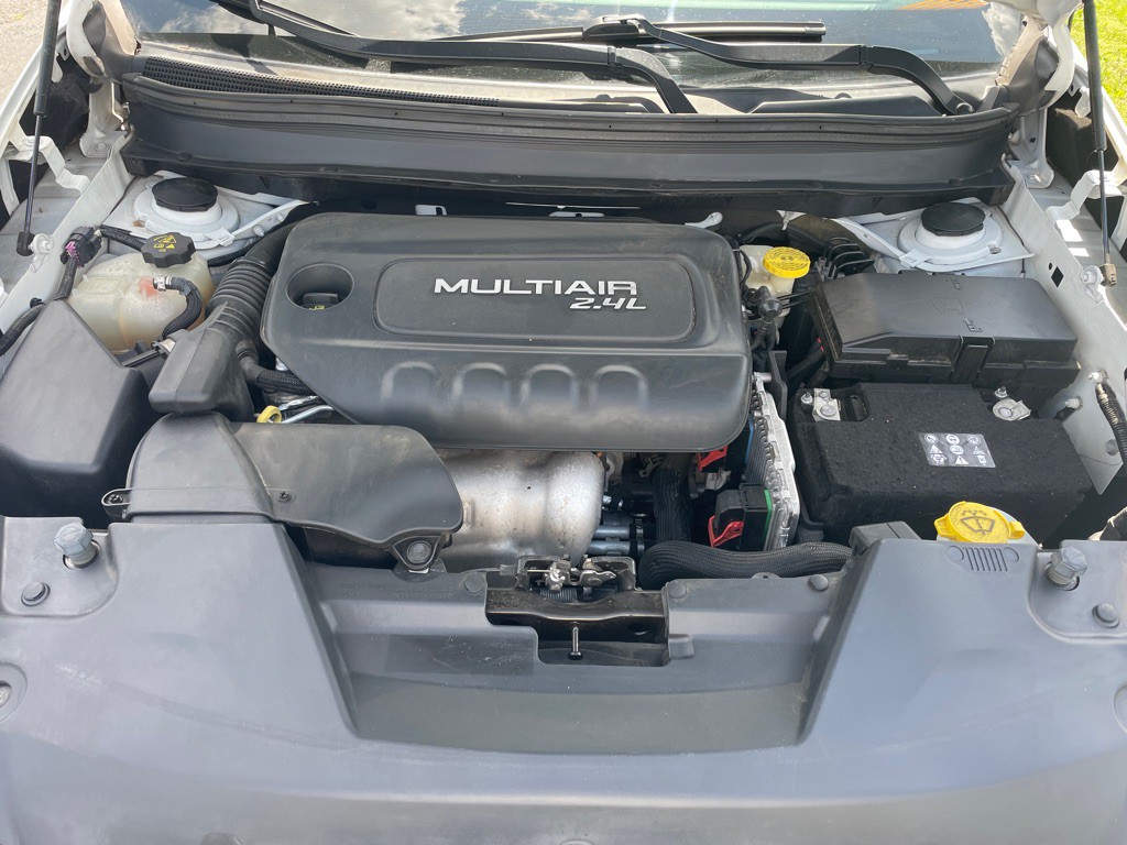 2017 Jeep Cherokee Image 39