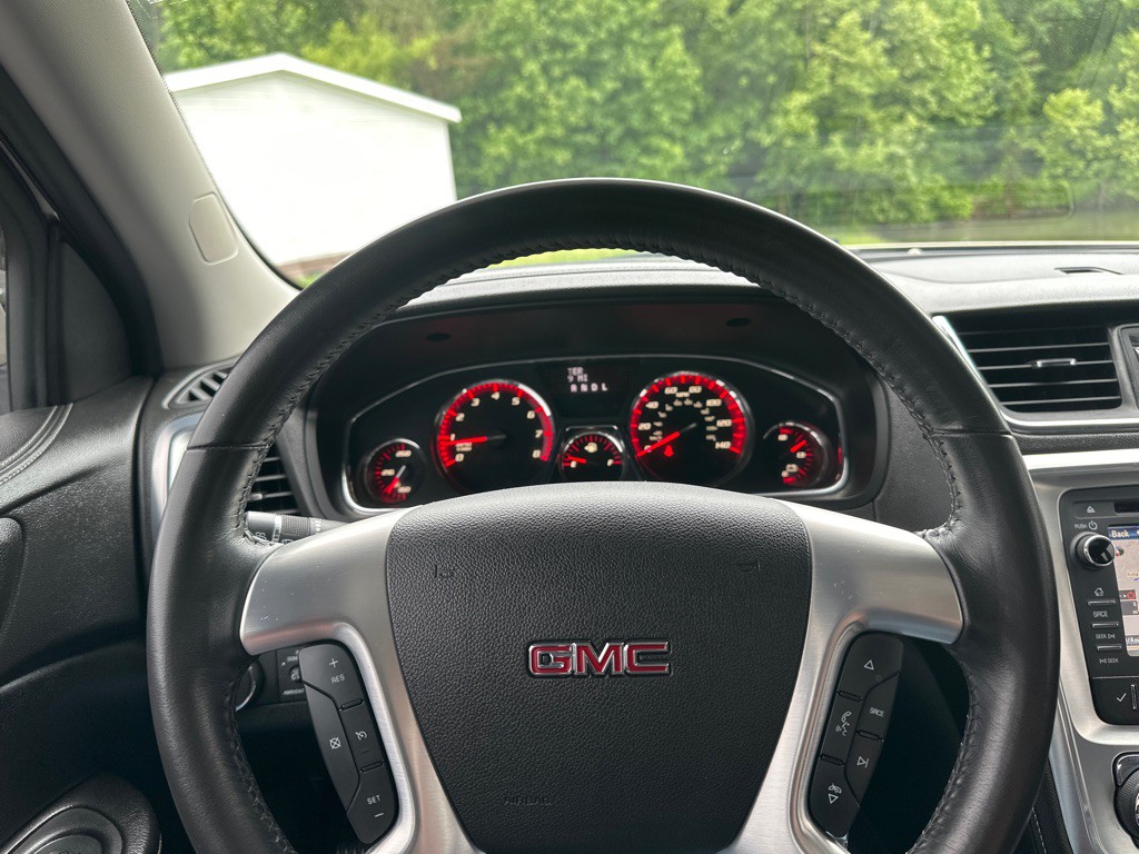 2015 GMC Acadia Image 13